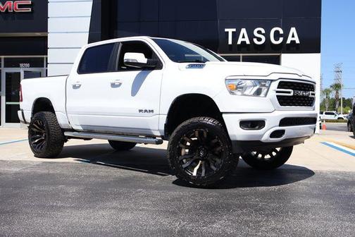 Bright White Clearcoat 2022 RAM 1500 Big Horn/Lone Star
