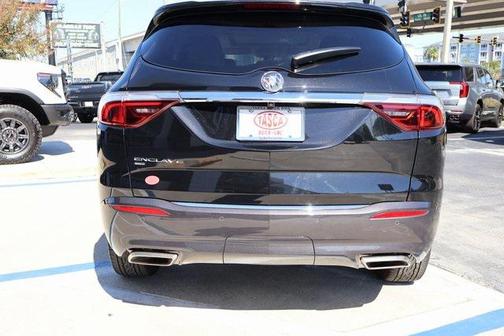 2023 Buick Enclave Essence AWD