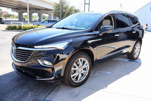 2023 Buick Enclave Essence AWD