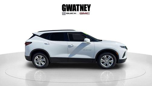 Summit White 2022 Chevrolet Blazer 2LT