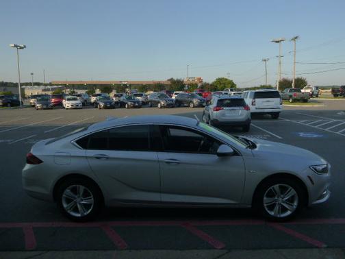 2018 Buick Regal Sportback Preferred