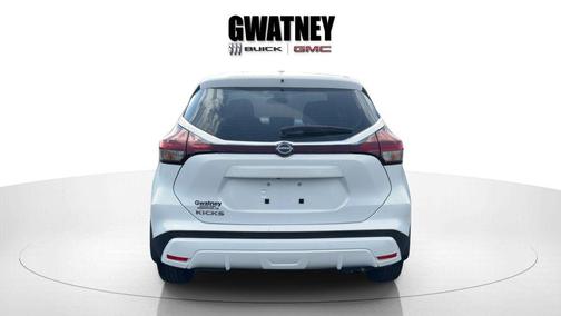 2023 Nissan Kicks S