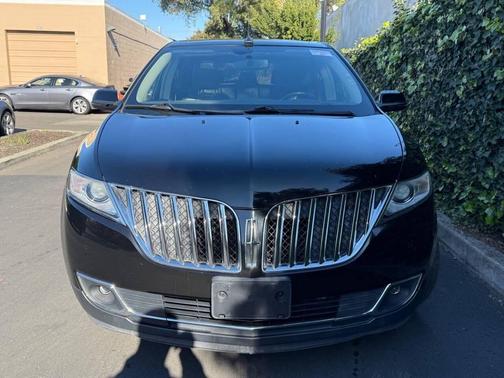 2012 Lincoln MKX Base
