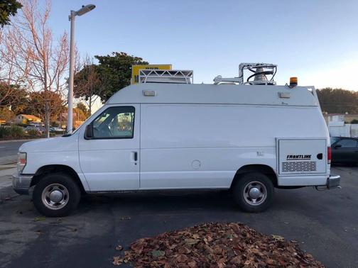 2008 Ford E350 Super Duty Cargo