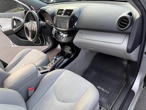 2013 Toyota RAV4 EV Base 4dr SUV