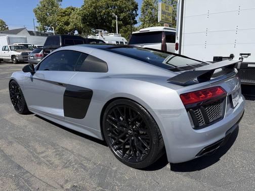 Silver 2018 Audi R8 5.2 V10 plus
