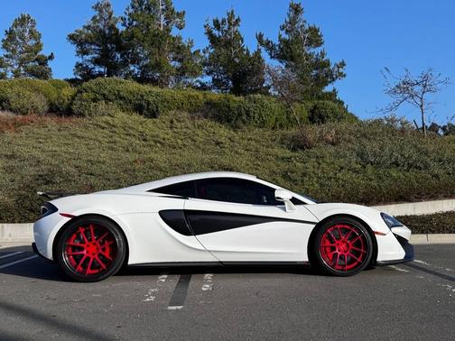 2017 McLaren 570S Base 2dr Coupe