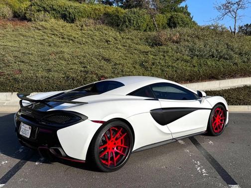 2017 McLaren 570S Base 2dr Coupe