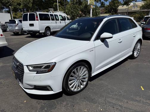 2017 Audi A3 e-tron 1.4T Prestige 4dr Sportback