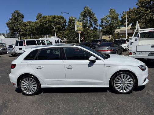 2017 Audi A3 e-tron 1.4T Prestige 4dr Sportback