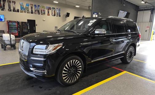 2018 Lincoln Navigator Black Label