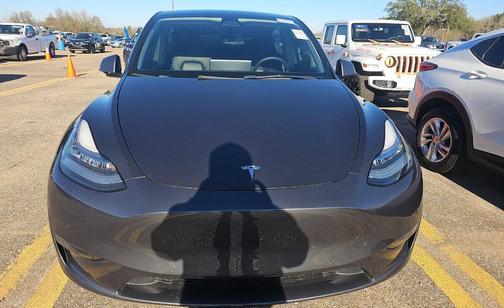 2021 Tesla Model Y Long Range Dual Motor All-Wheel Drive