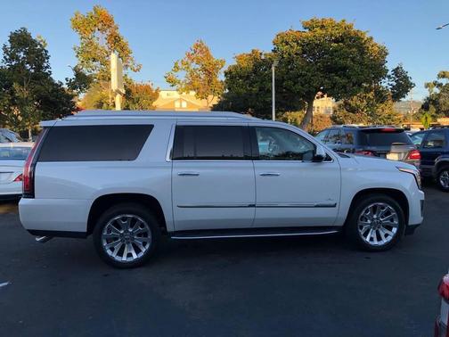 2016 Cadillac Escalade ESV Standard