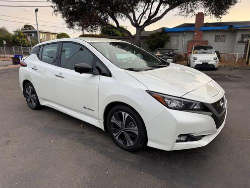 2018 Nissan Leaf SL