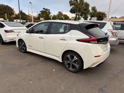 2018 Nissan Leaf SL