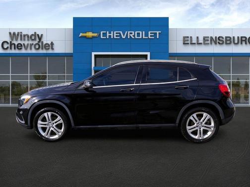 2017 Mercedes-Benz GLA 250 Base 4MATIC