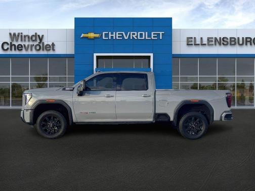 2025 GMC Sierra 3500 AT4