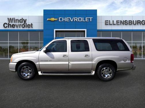 2004 Cadillac Escalade ESV 