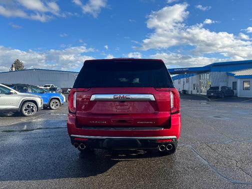 2023 GMC Yukon XL Denali