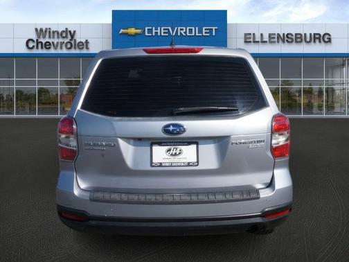 2015 Subaru Forester 2.5i
