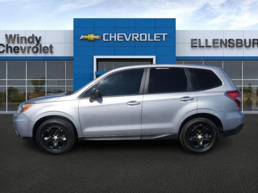2015 Subaru Forester 2.5i