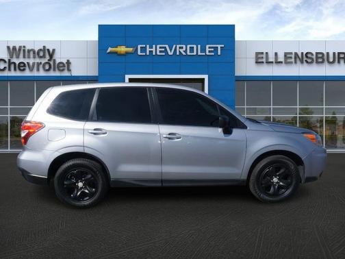 2015 Subaru Forester 2.5i