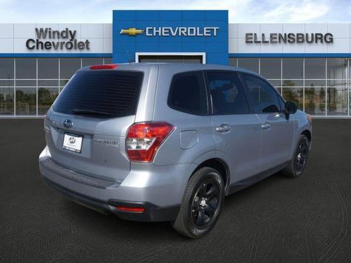2015 Subaru Forester 2.5i
