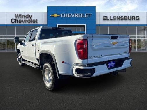 2022 Chevrolet Silverado 3500 High Country