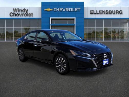 Black 2025 Nissan Altima SV