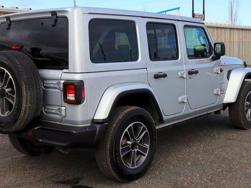 2023 Jeep Wrangler Sahara