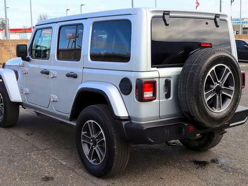 2023 Jeep Wrangler Sahara