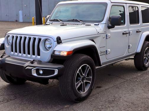 2023 Jeep Wrangler Sahara