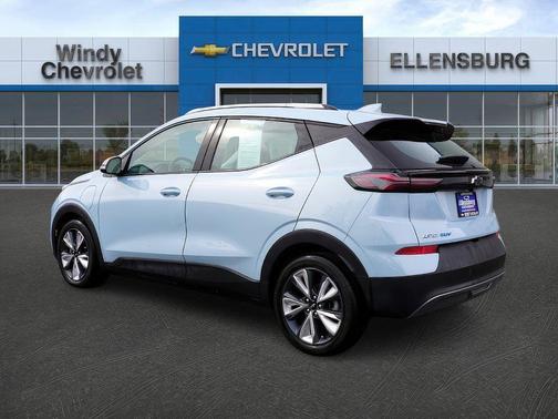2022 Chevrolet Bolt EUV LT