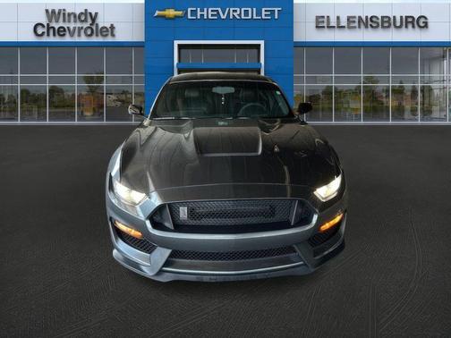 2019 Ford Shelby GT350 Base