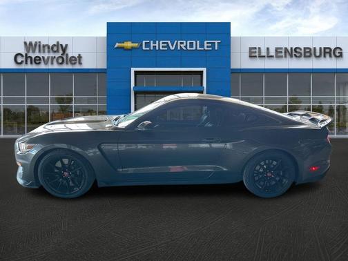 2019 Ford Shelby GT350 Base