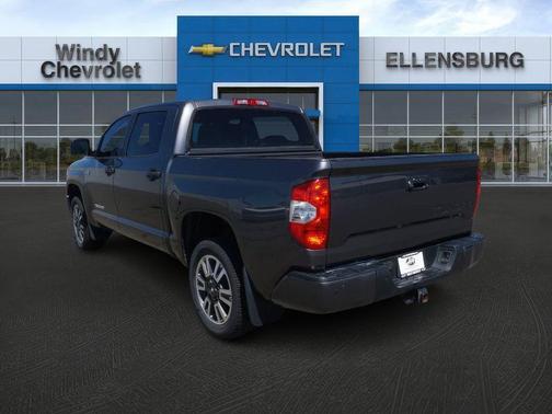 2018 Toyota Tundra SR5