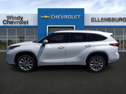 2022 Toyota Highlander Limited