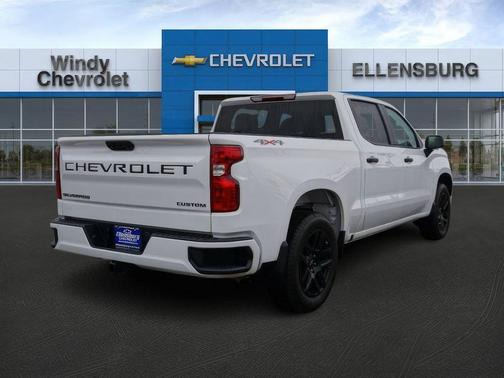 2023 Chevrolet Silverado 1500 Custom