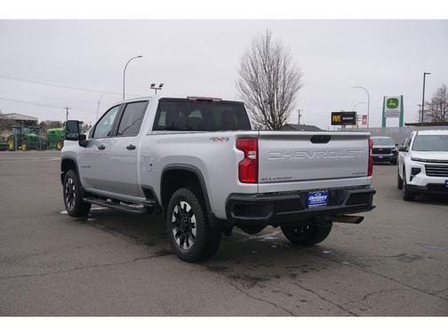 2020 Chevrolet Silverado 2500 Custom