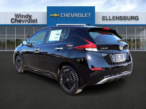 2025 Nissan Leaf SV PLUS