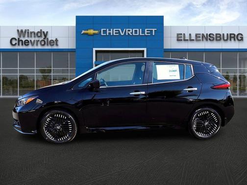 2025 Nissan Leaf SV PLUS