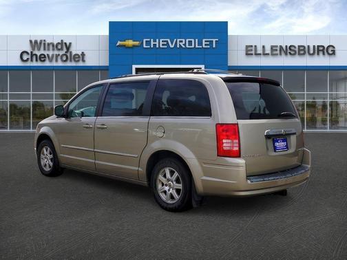 Light Sandstone Clearcoat Metallic 2009 Chrysler Town & Country Touring
