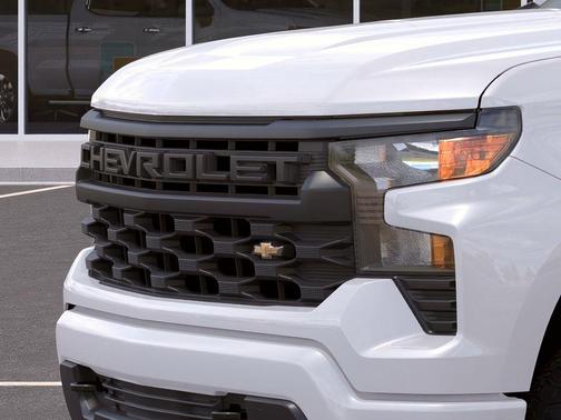 Summit White 2026 Chevrolet Silverado 1500 Custom