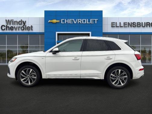 2024 Audi Q5 45 S line quattro Premium