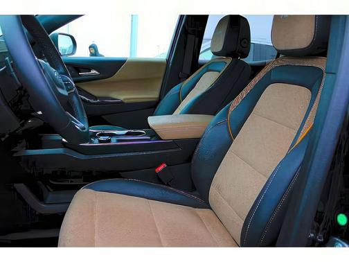 Mosaic Black Metallic 2025 Chevrolet Equinox ACTIV