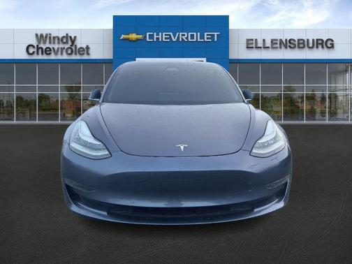 2020 Tesla Model 3 Standard Range