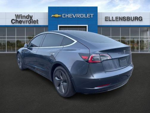 2020 Tesla Model 3 Standard Range