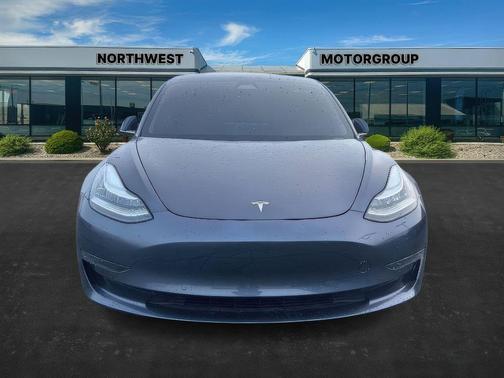 2020 Tesla Model 3 Standard Range
