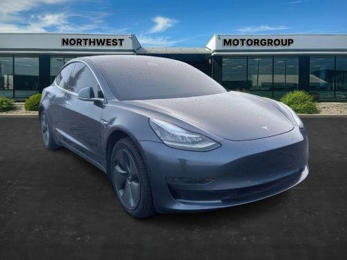 2020 Tesla Model 3 Standard Range