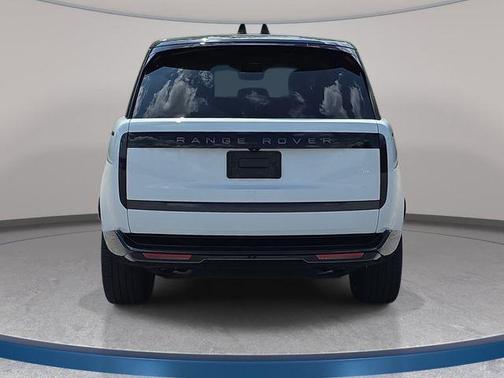 Fuji White 2025 Land Rover Range Rover P530 SE